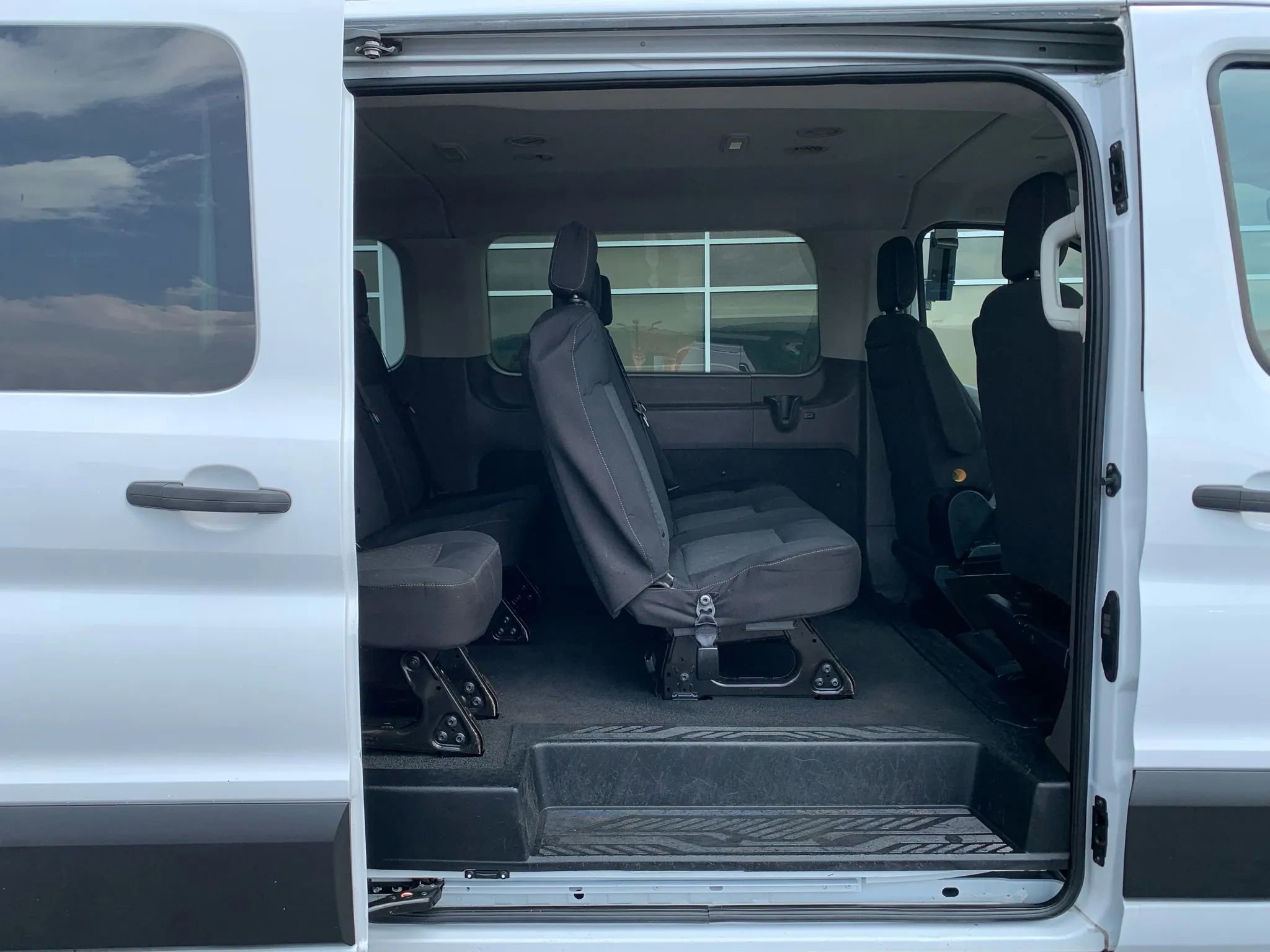 Used 2021 Ford Transit 350 XL image 24