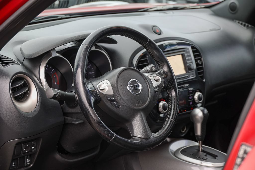 Used 2012 Nissan Juke SL AWD/4WD image 29