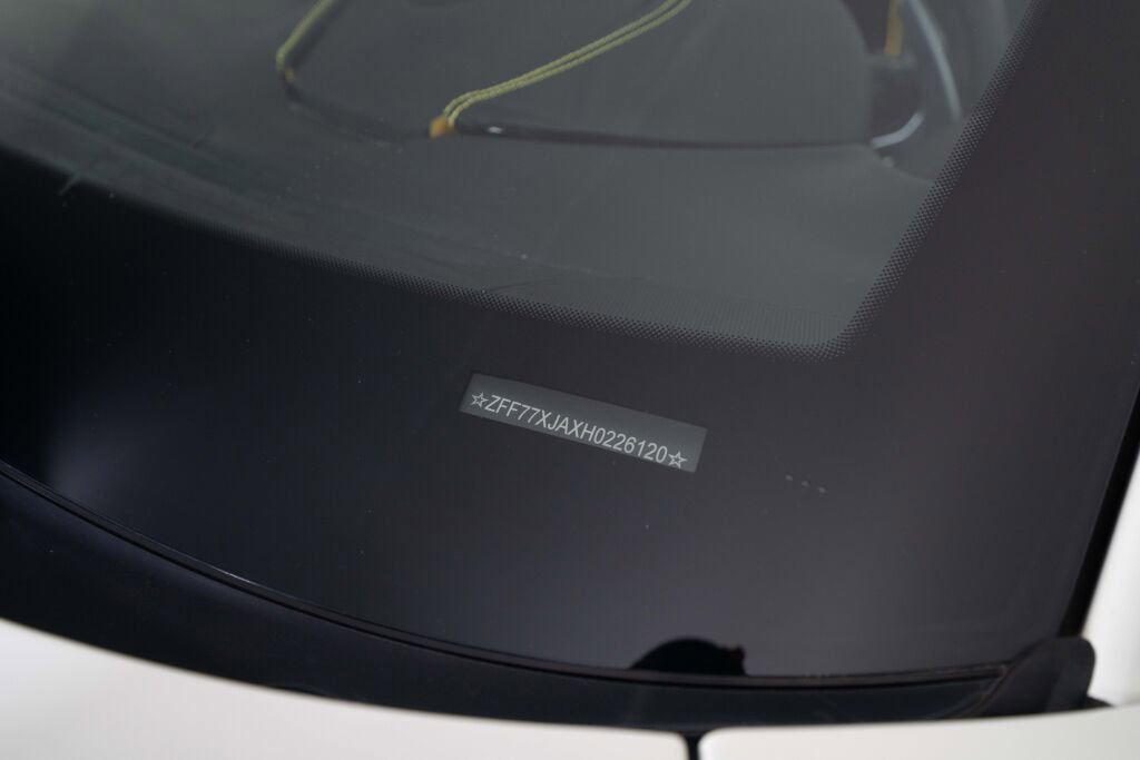 Used 2017 Ferrari California T RWD image 38