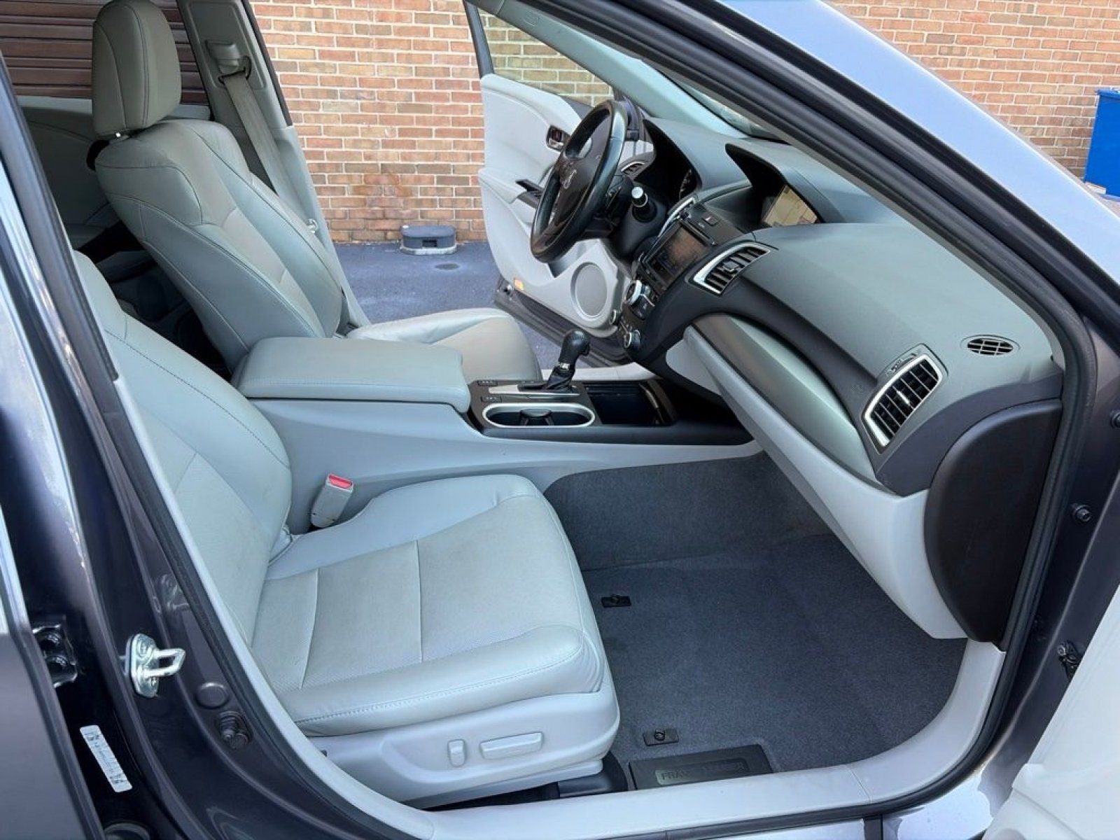 Used 2018 Acura RDX AWD w/ Technology Package image 24