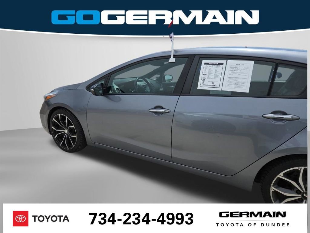 Used 2017 Kia Forte SX FWD image 11