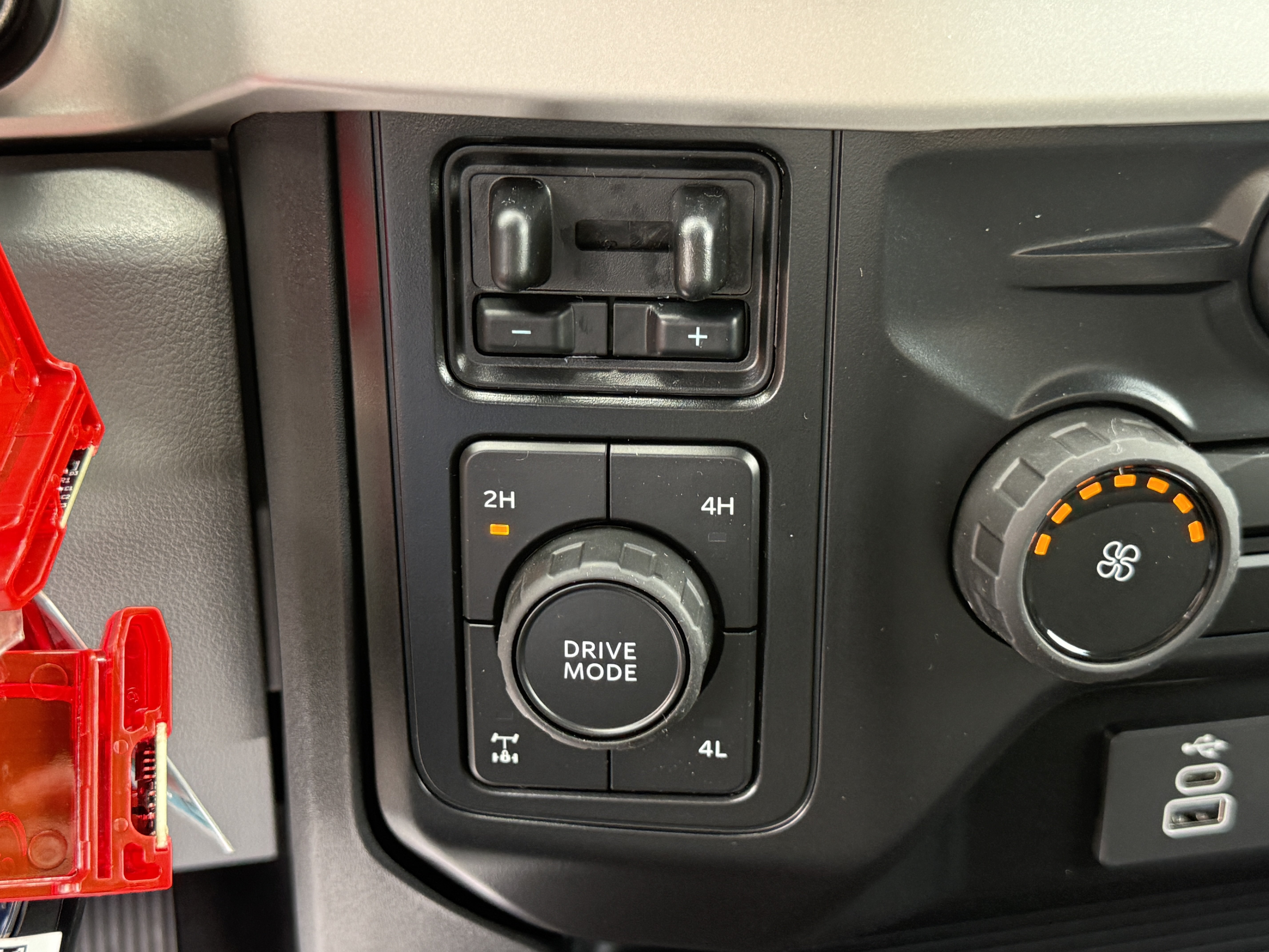 New 2027 Ford F250 XL w/ STX Appearance Package AWD/4WD image 20