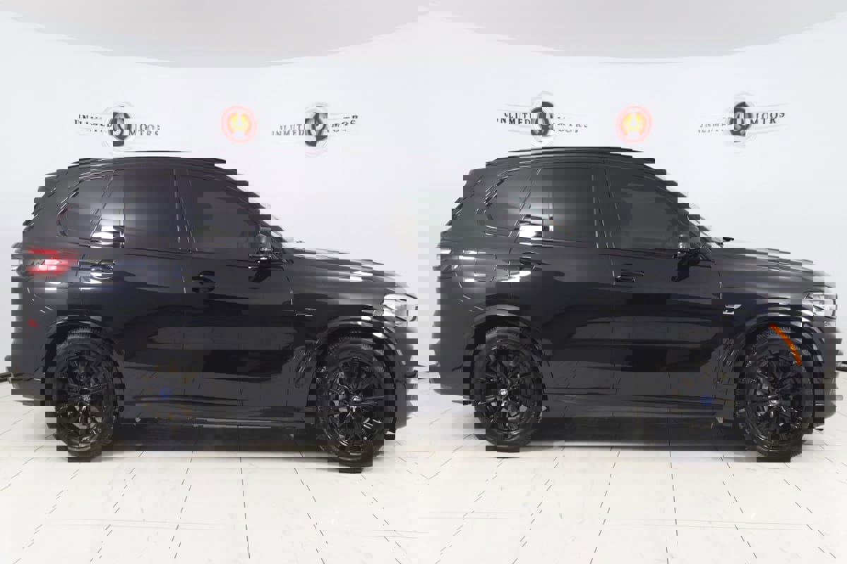 Used 2023 BMW X5 xDrive45e w/ M Sport Package image 2