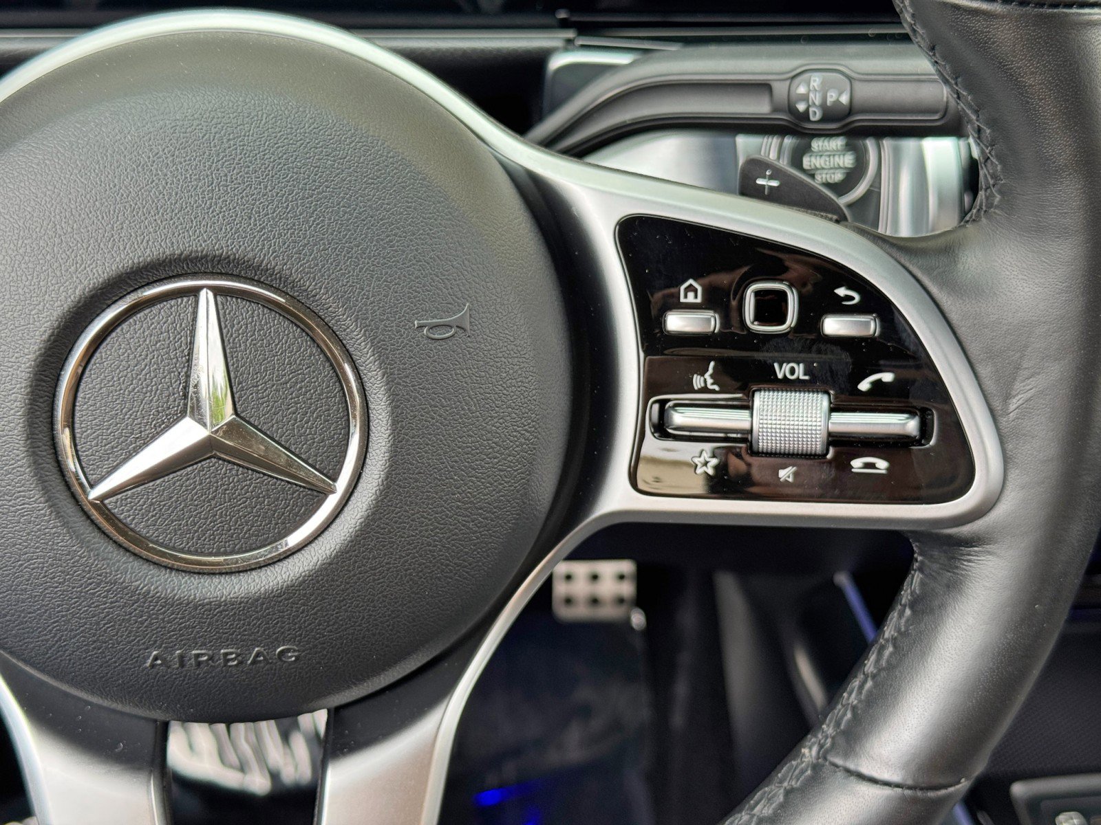 Used 2021 Mercedes-Benz GLB 250 w/ AMG Line image 21