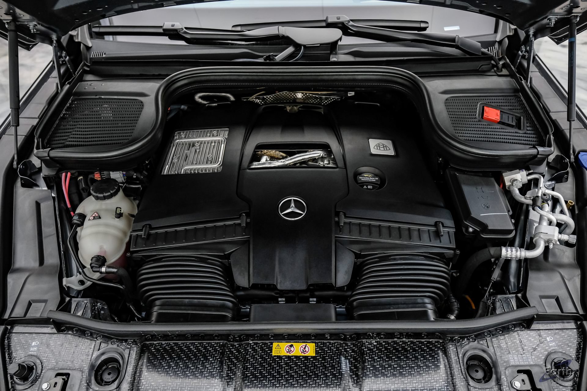 Used 2024 Mercedes-Benz Maybach GLS 600 4MATIC image 3