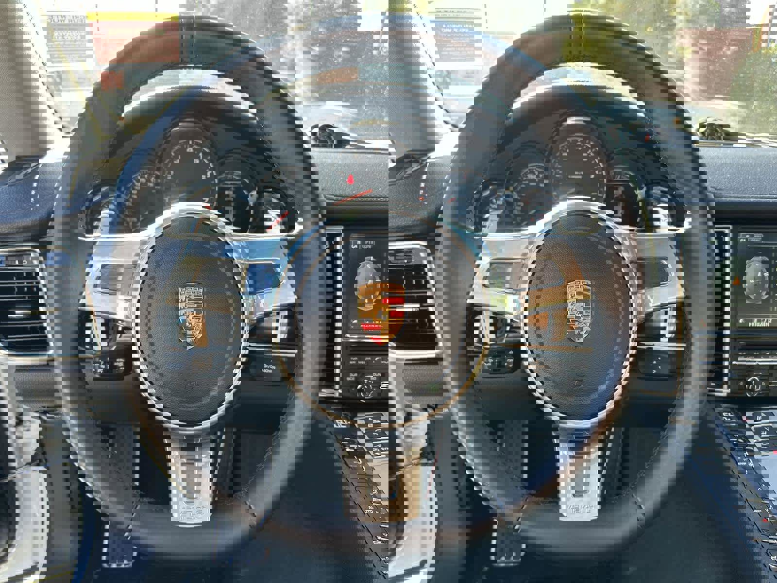 Used 2016 Porsche Panamera 4 image 15