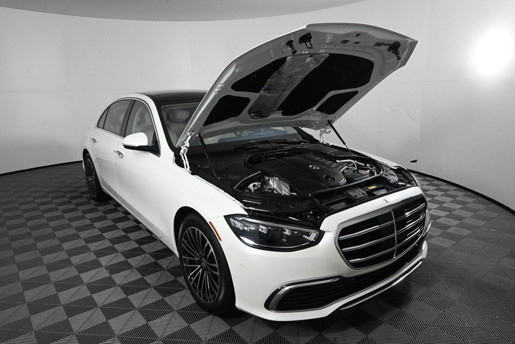 Certified 2022 Mercedes-Benz S 500 4MATIC image 32
