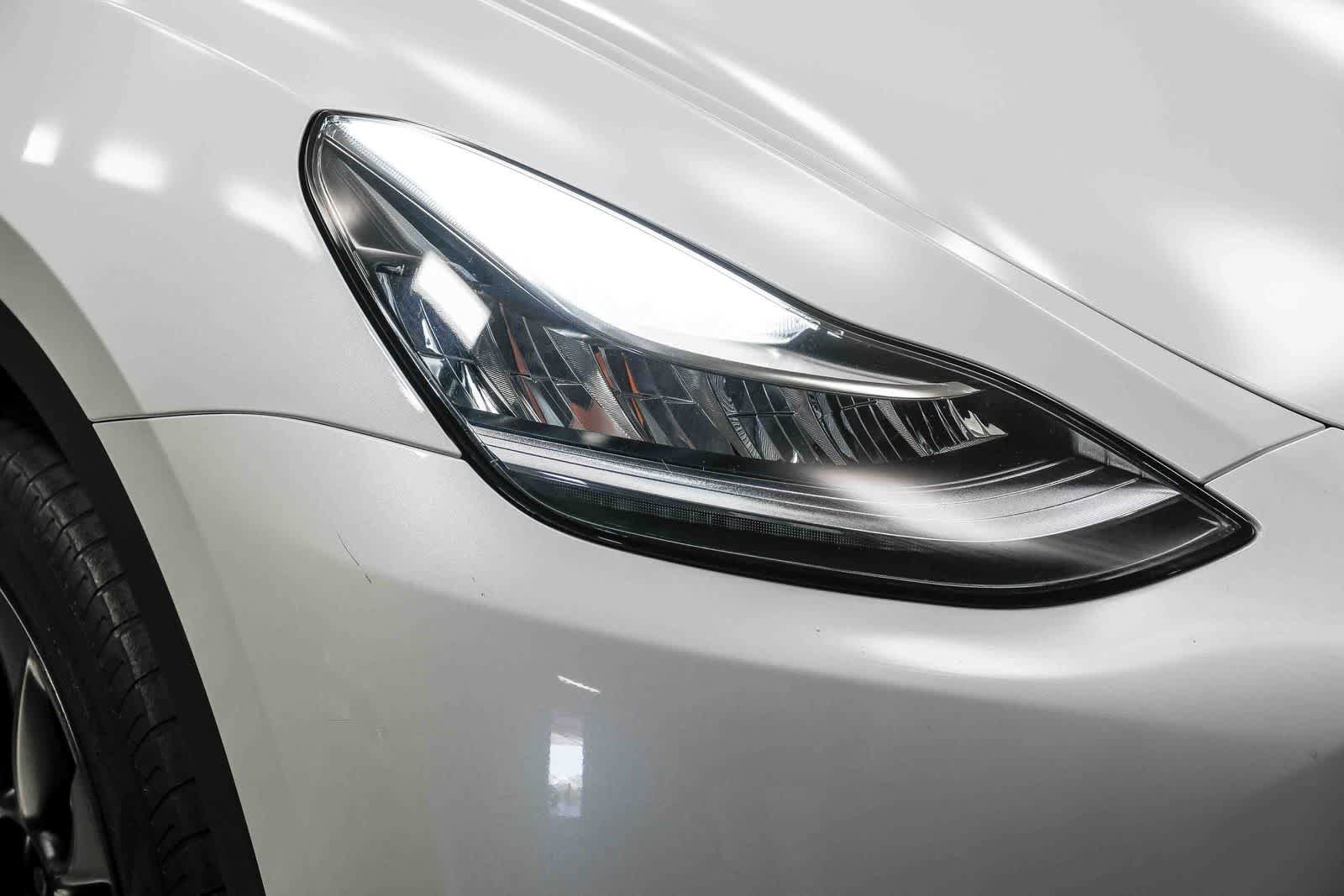 Used 2023 Tesla Model Y Long Range AWD/4WD image 14