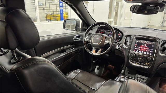 Used 2017 Dodge Durango R/T w/ Technology Group image 17