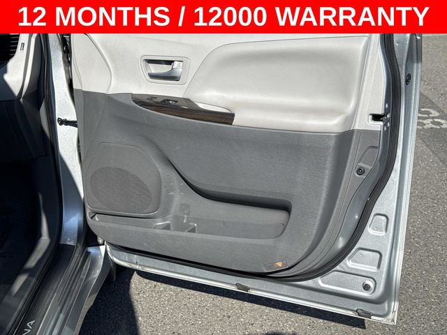 Used 2019 Toyota Sienna XLE FWD image 5