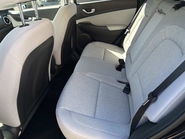Used 2023 Hyundai Kona SE w/ Cargo Package FWD image 13