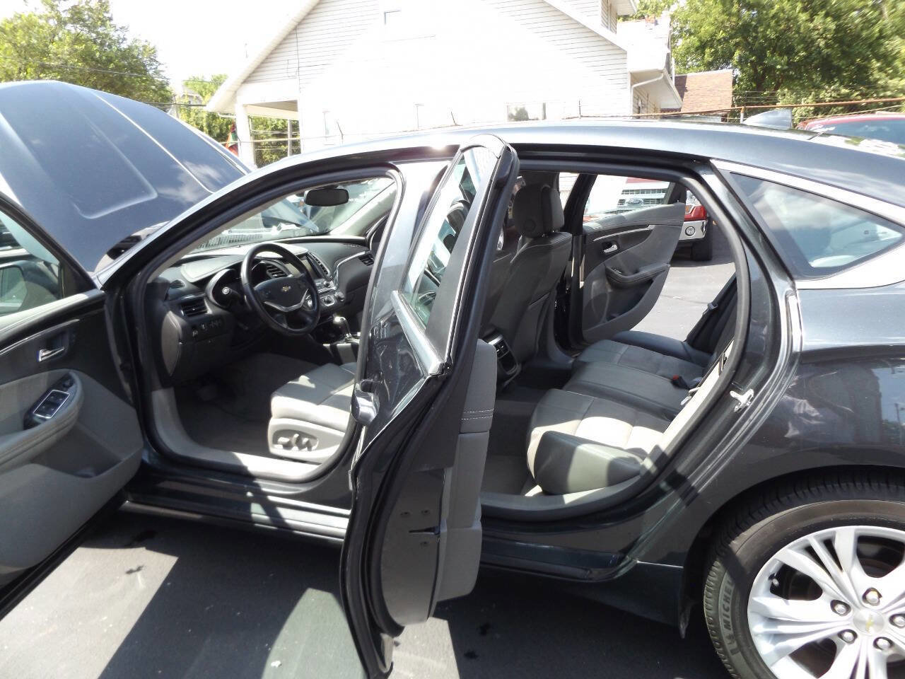 Used 2014 Chevrolet Impala LT w/ Premium Seating Package image 13