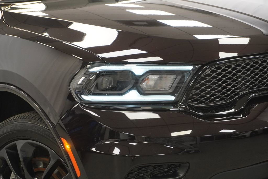 Certified 2024 Dodge Durango SXT w/ SXT Blacktop Group AWD/4WD image 5