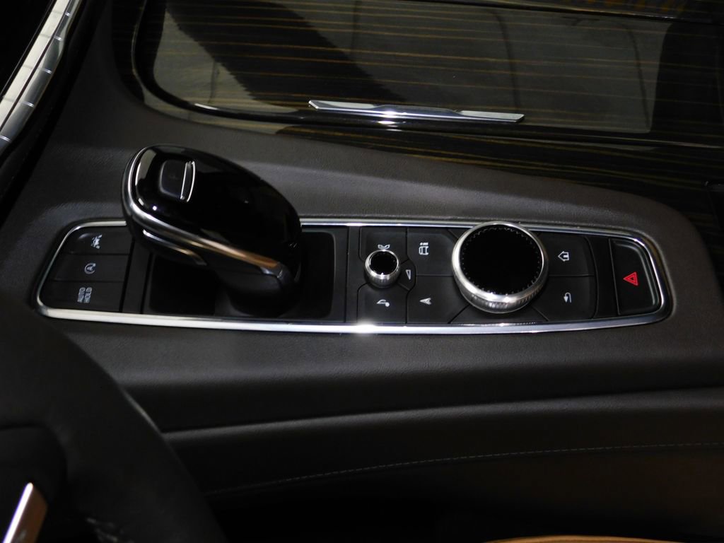 Used 2024 Cadillac Escalade Premium Luxury w/ Touring Package image 36