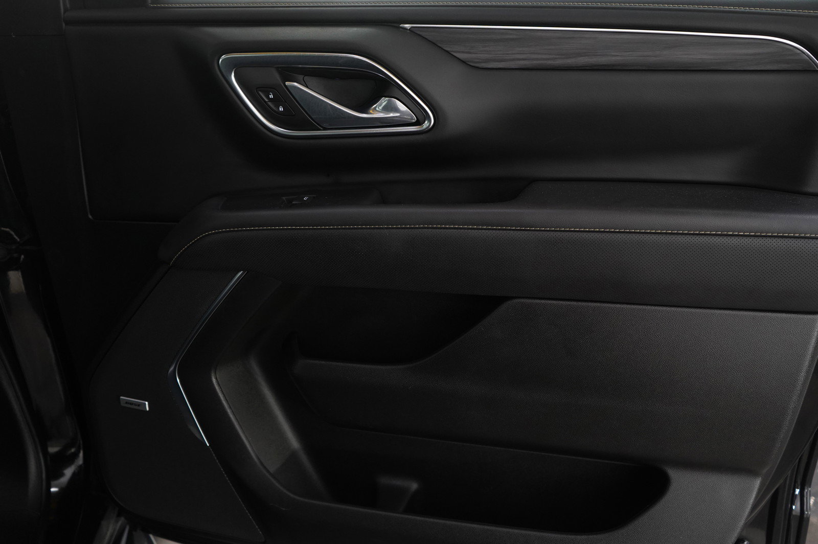 Used 2023 GMC Yukon XL SLT image 11