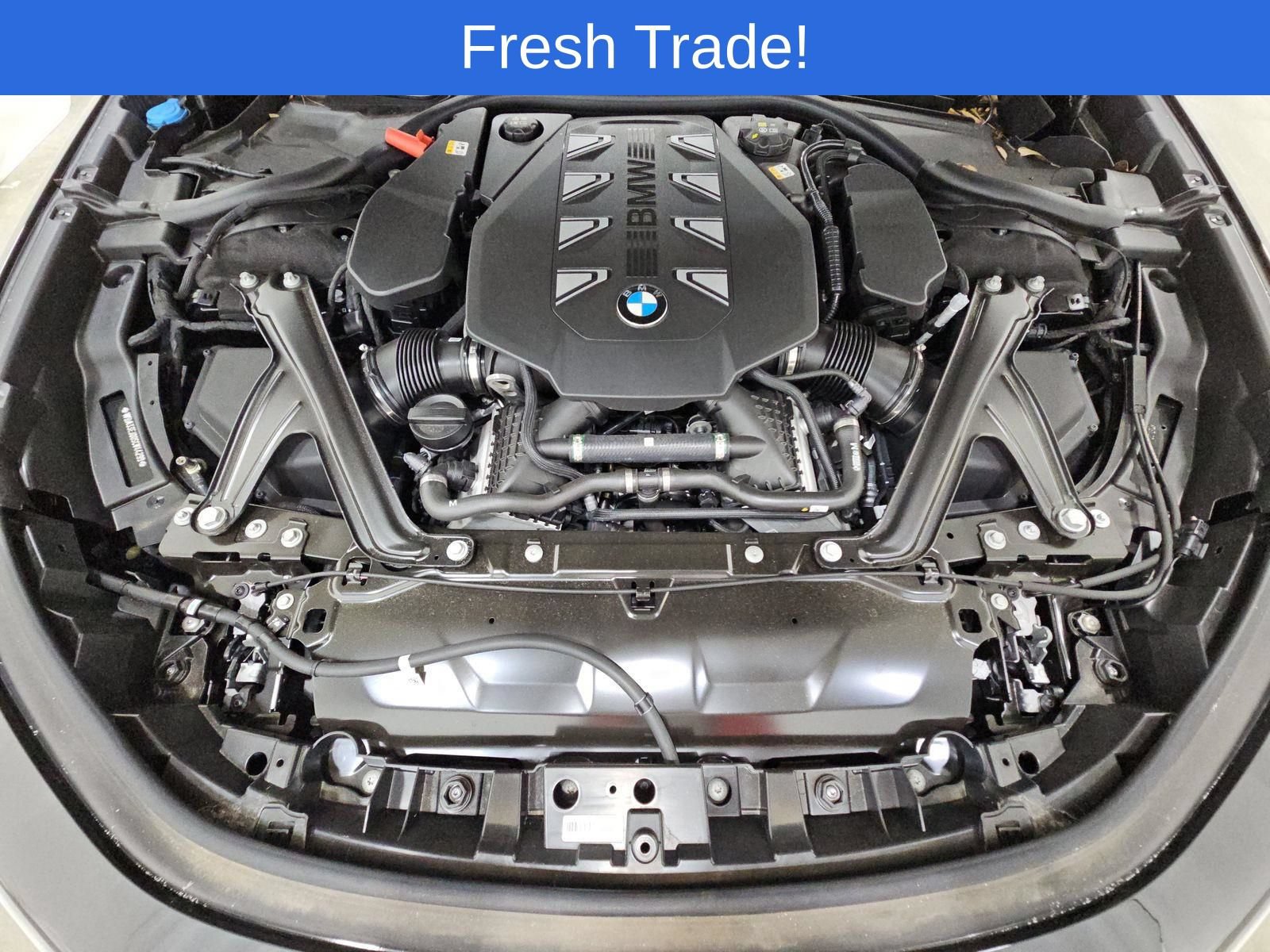 Certified 2025 BMW 760i xDrive w/ Executive Package AWD/4WD image 19