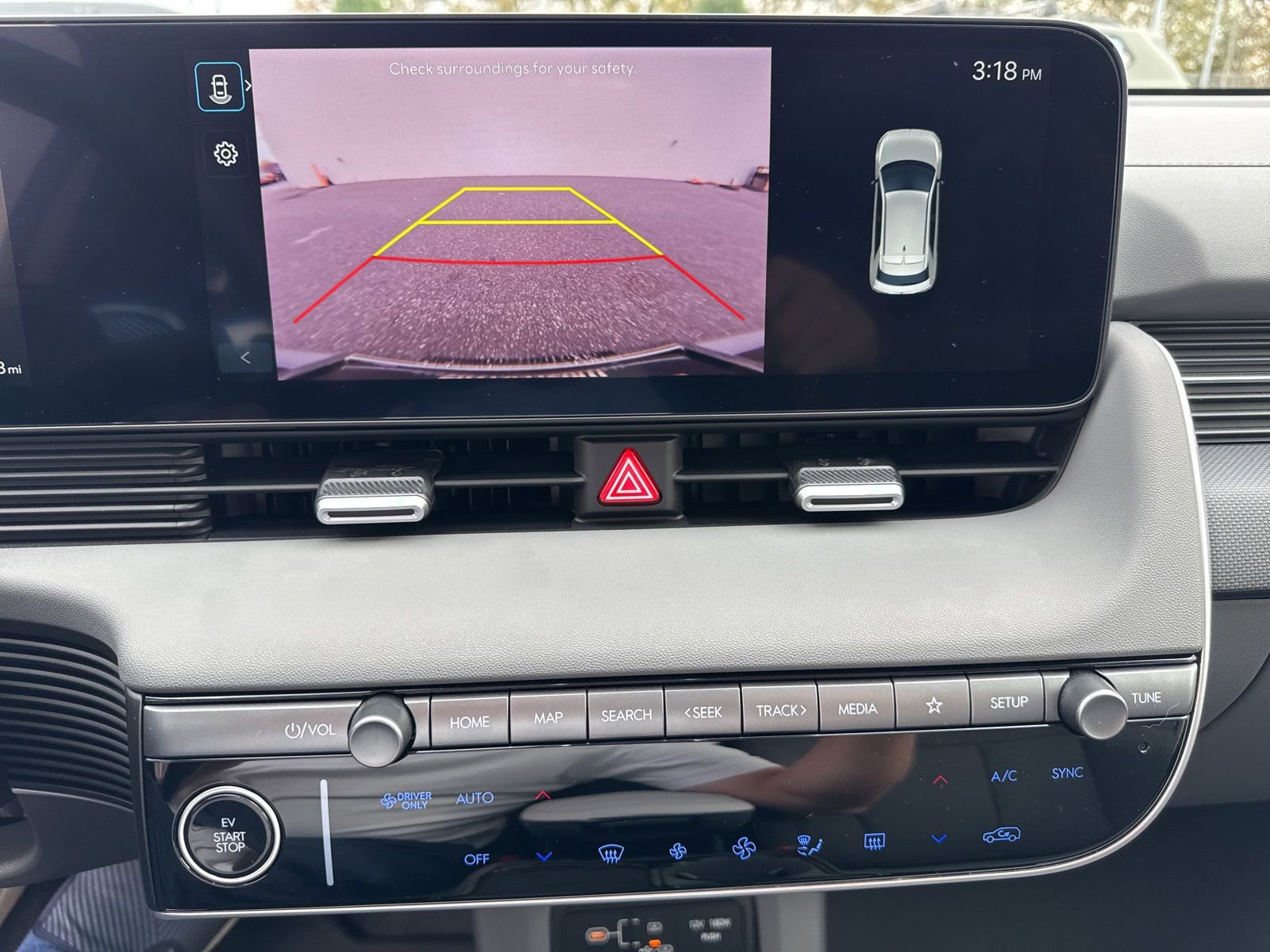 Used 2025 Hyundai Ioniq 5 SEL image 16