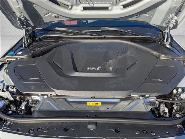 Used 2025 BMW i4 eDrive40 image 17