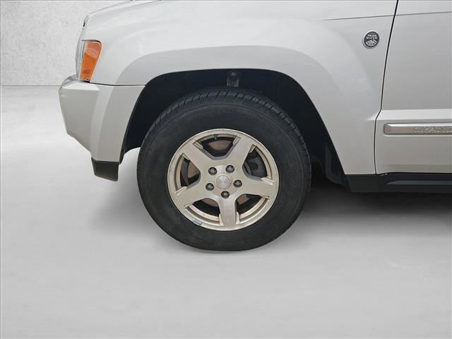 Used 2006 Jeep Grand Cherokee Limited image 25