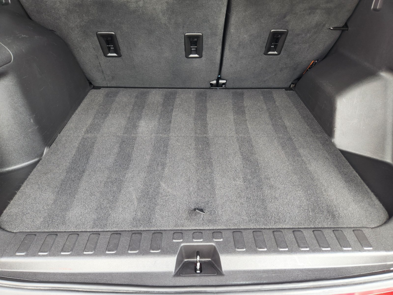 Used 2024 GMC Terrain SLE AWD/4WD image 37