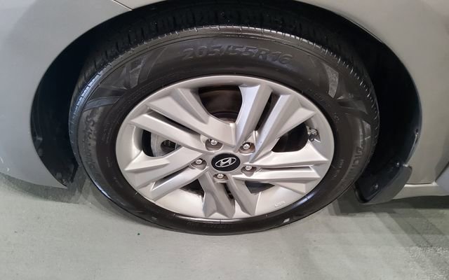Used 2020 Hyundai Elantra Value Edition FWD image 33