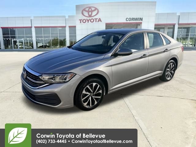 Used 2024 Volkswagen Jetta S image 7