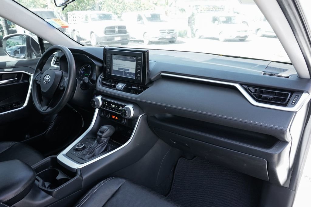 Used 2019 Toyota RAV4 XLE w/ Convenience Package image 34