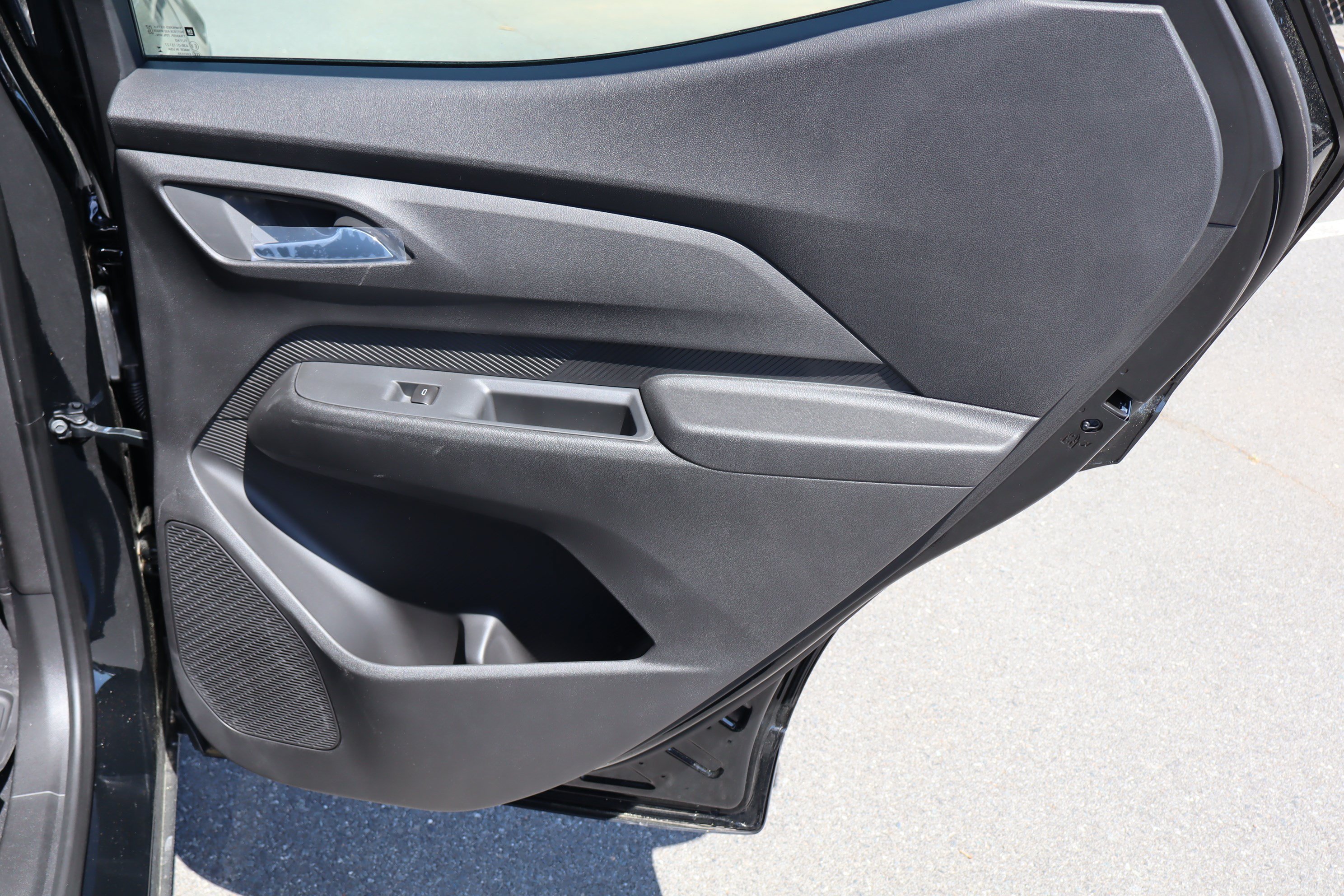 New 2027 Chevrolet Bolt LT w/ Comfort Package FWD image 22
