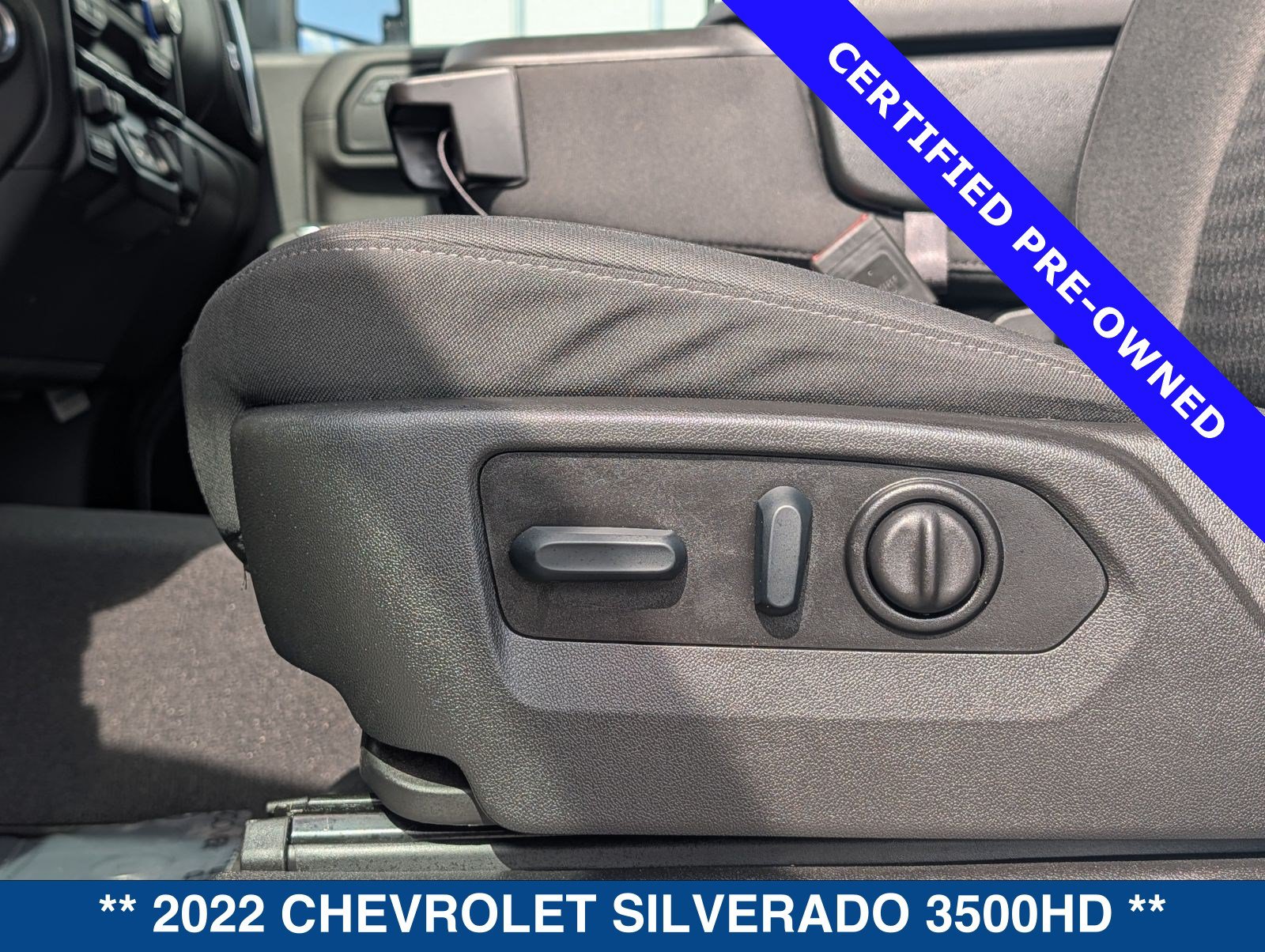 Used 2022 Chevrolet Silverado 3500 LT w/ Convenience Package AWD/4WD image 26