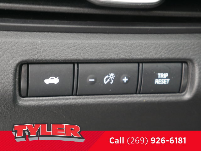 Used 2025 Nissan Altima 2.5 SV FWD image 20