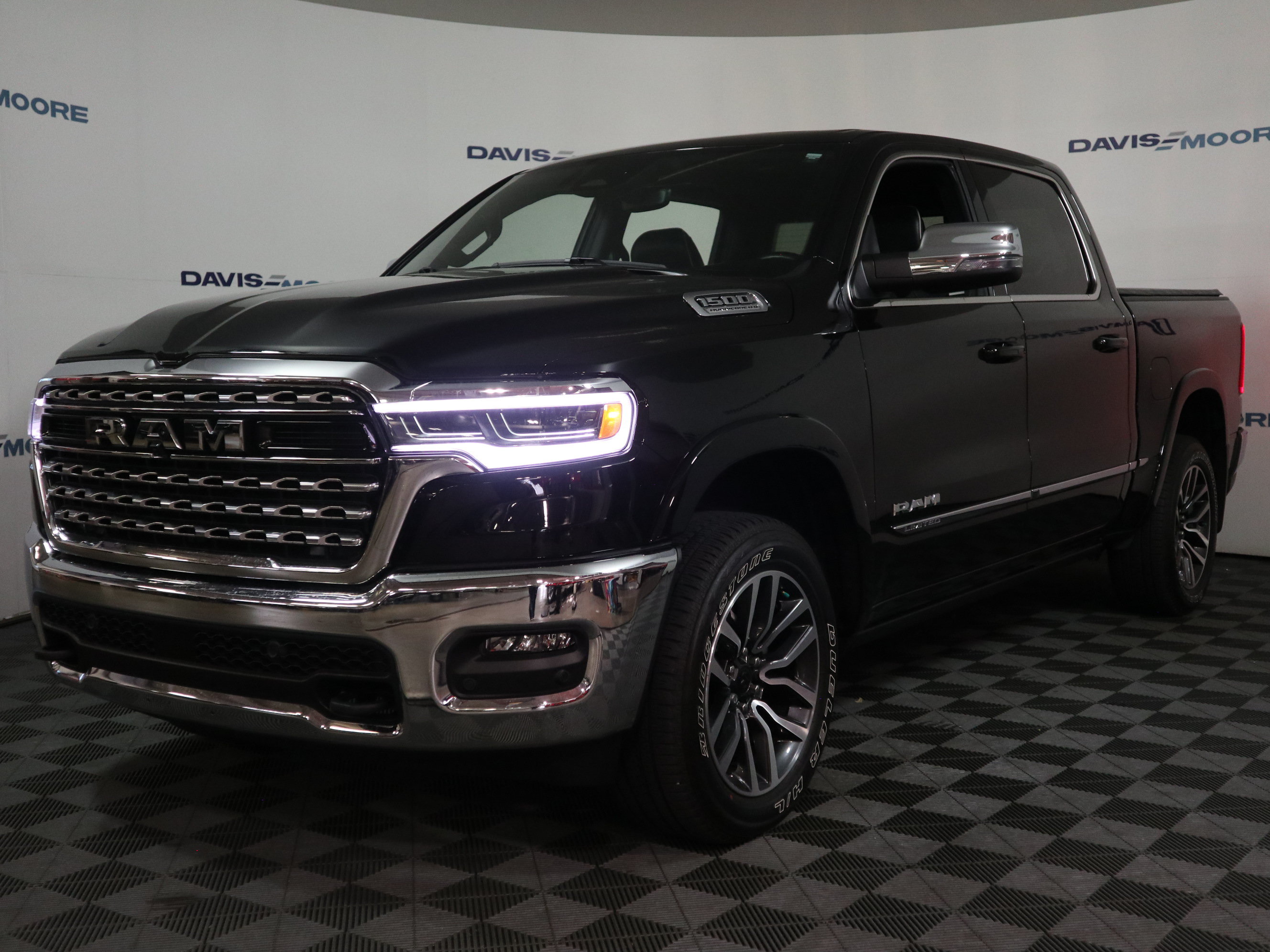 Used 2026 RAM 1500 Limited w/ Bed Utility Group AWD/4WD image 12