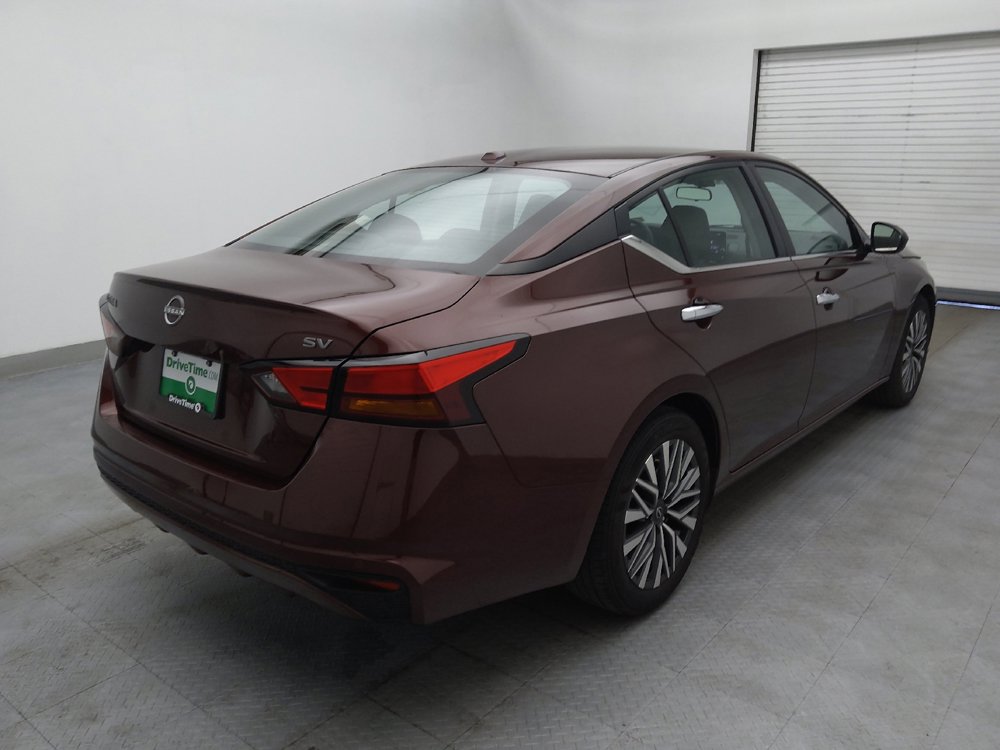 Used 2024 Nissan Altima 2.5 SV image 9