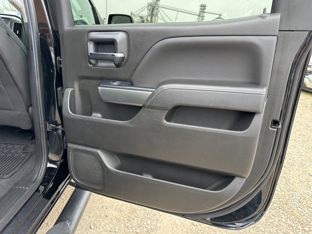 Used 2018 Chevrolet Silverado 1500 LT w/ All Star Edition image 20