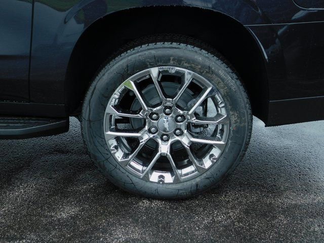 New 2026 Chevrolet Suburban LS w/ LPO, Chrome Package AWD/4WD image 11