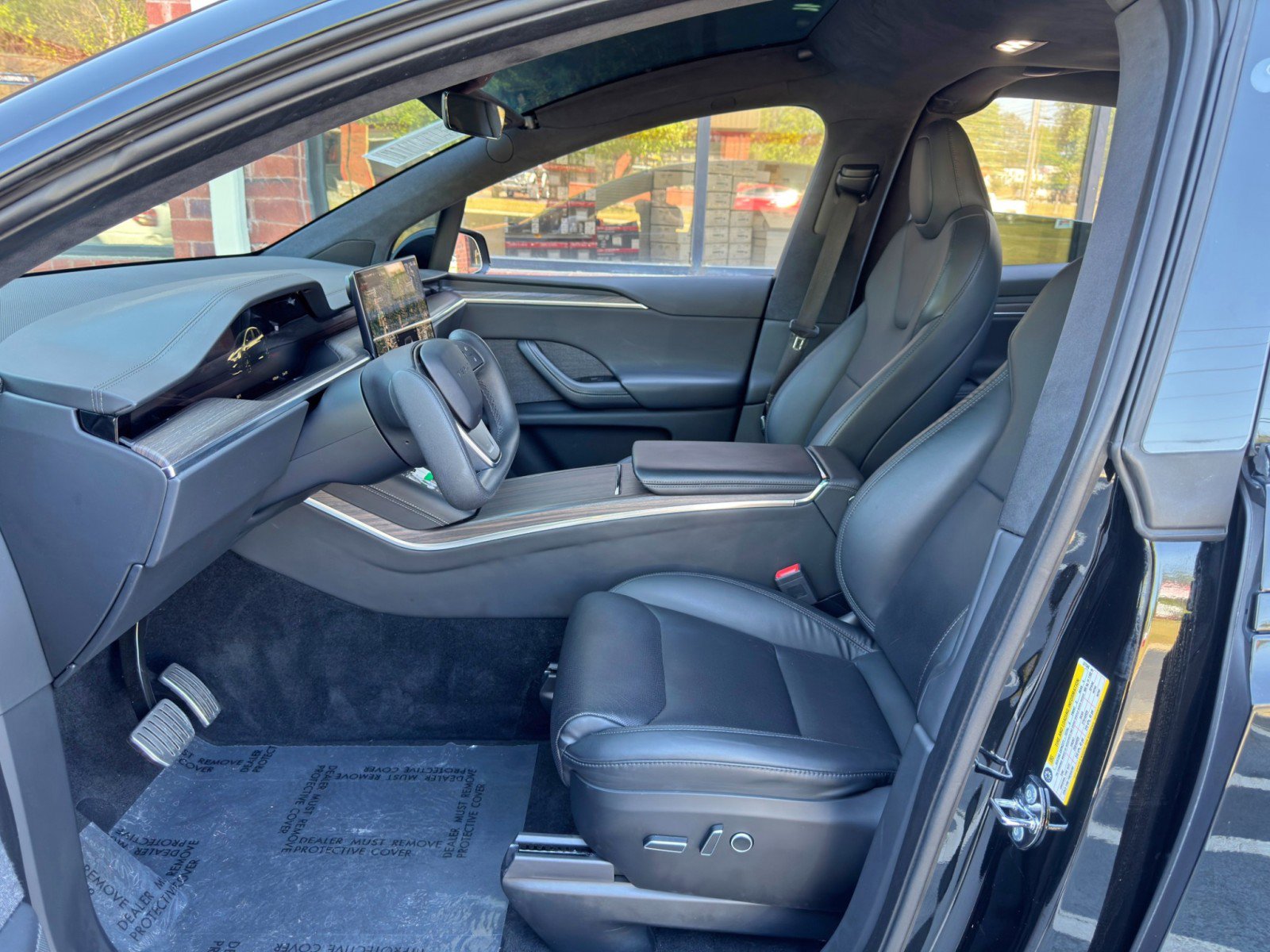 Used 2023 Tesla Model X image 16