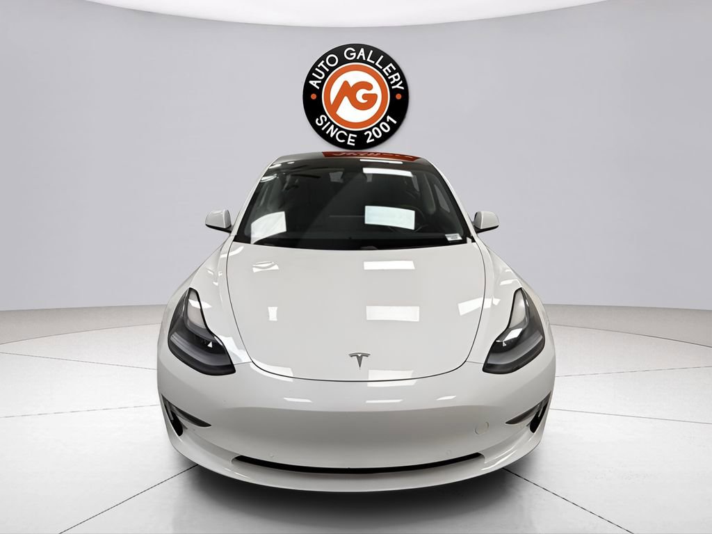 Used 2021 Tesla Model 3 Performance image 2