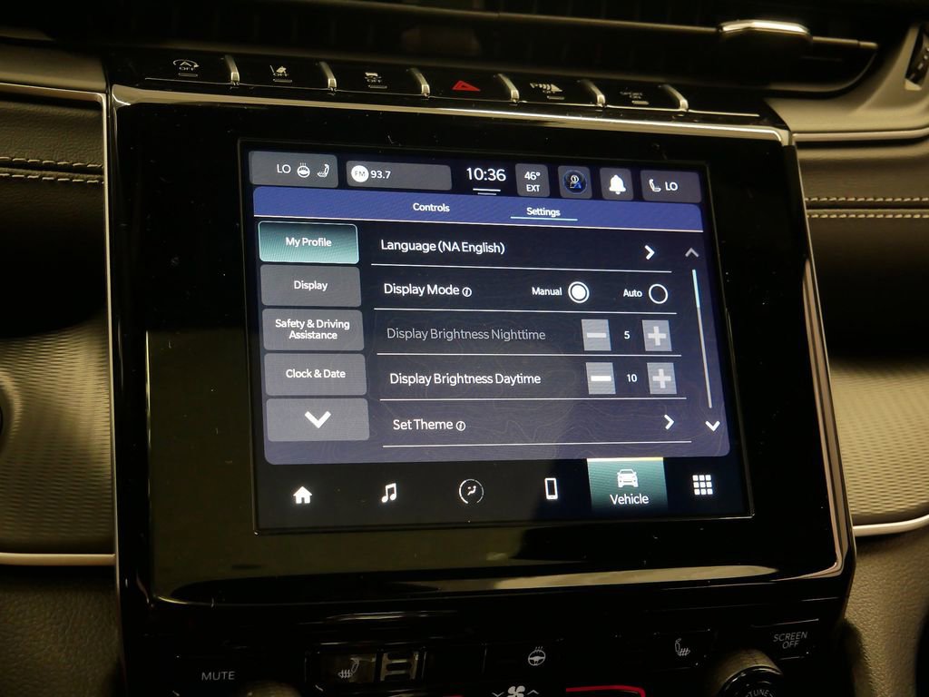 New 2025 Jeep Grand Cherokee Laredo w/ Luxury Tech Group I image 32