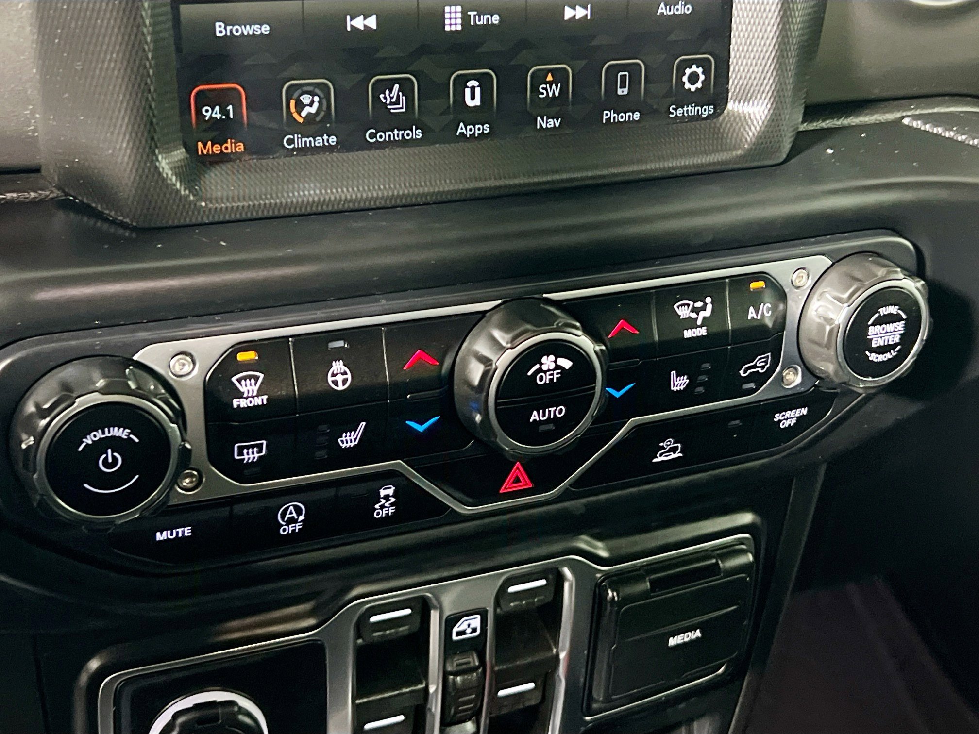 Used 2022 Jeep Gladiator Willys image 27