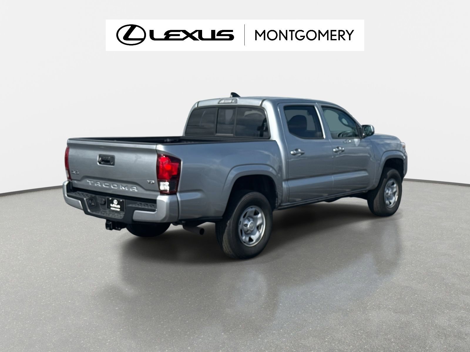 Used 2023 Toyota Tacoma SR image 3