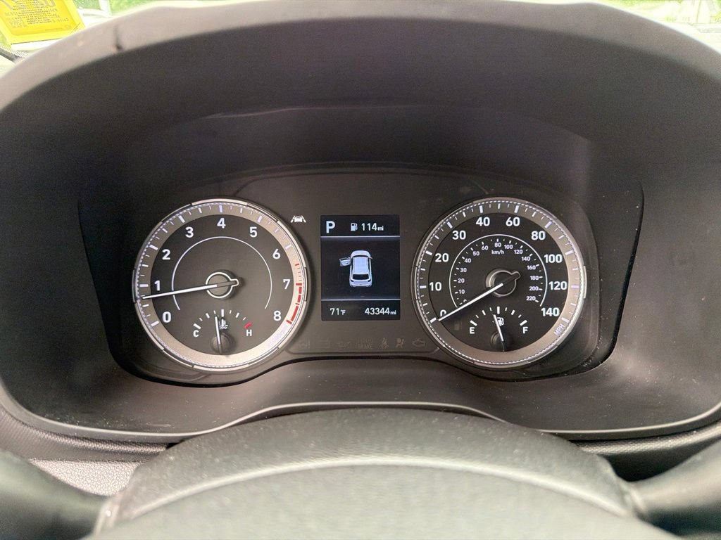 Used 2022 Hyundai Venue SEL w/ Cargo Package FWD image 21