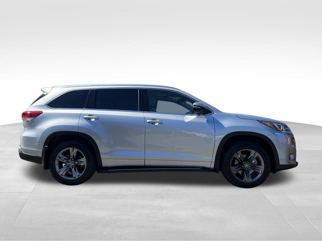 Certified 2018 Toyota Highlander Limited Platinum AWD/4WD image 6
