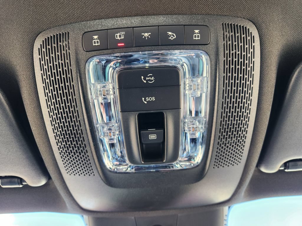 New 2026 Mercedes-Benz GLB 250 4MATIC image 23