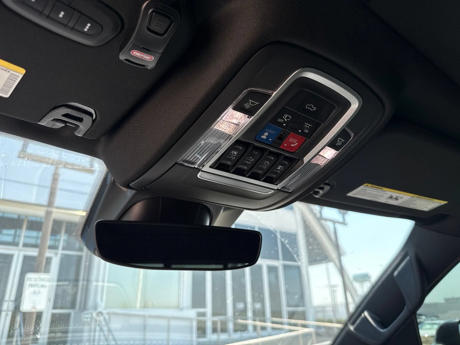 Used 2019 RAM 1500 Limited w/ Advanced Safety Group RWD image 32