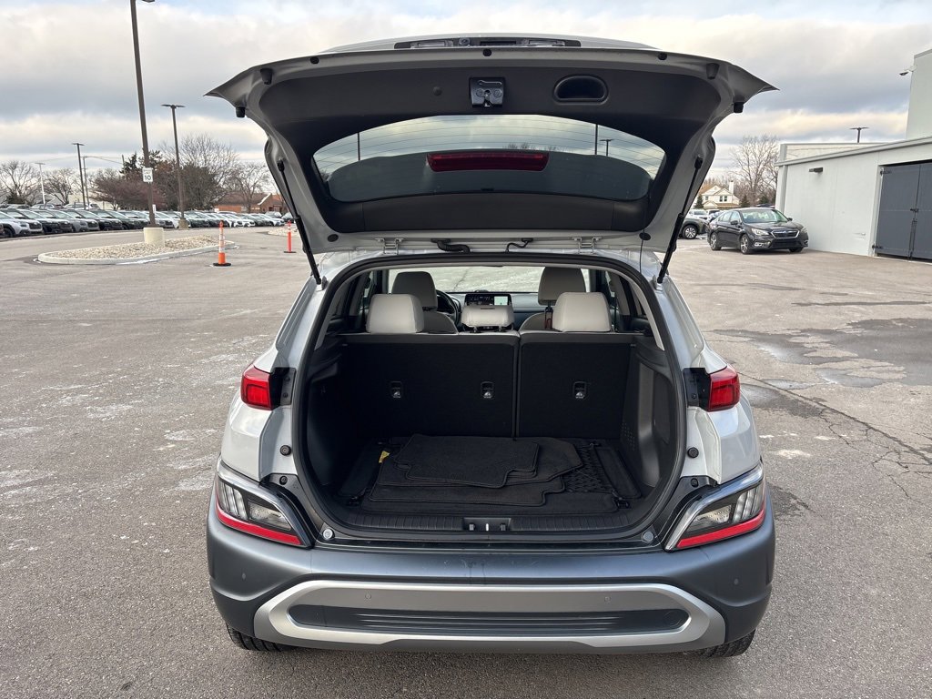 Used 2023 Hyundai Kona Limited image 7
