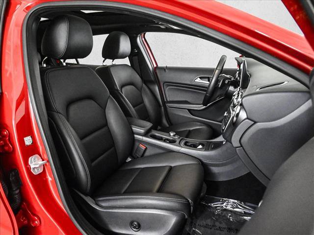 Used 2018 Mercedes-Benz GLA 250 4MATIC image 22