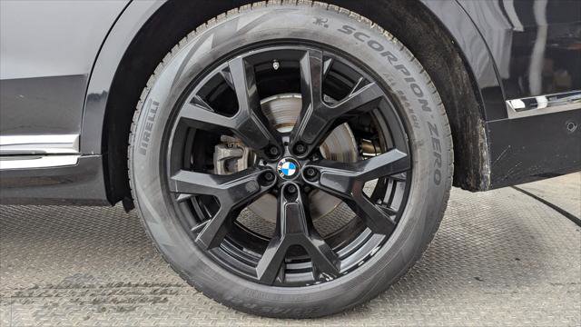 Used 2019 BMW X7 xDrive40i w/ Cold Weather Package image 35