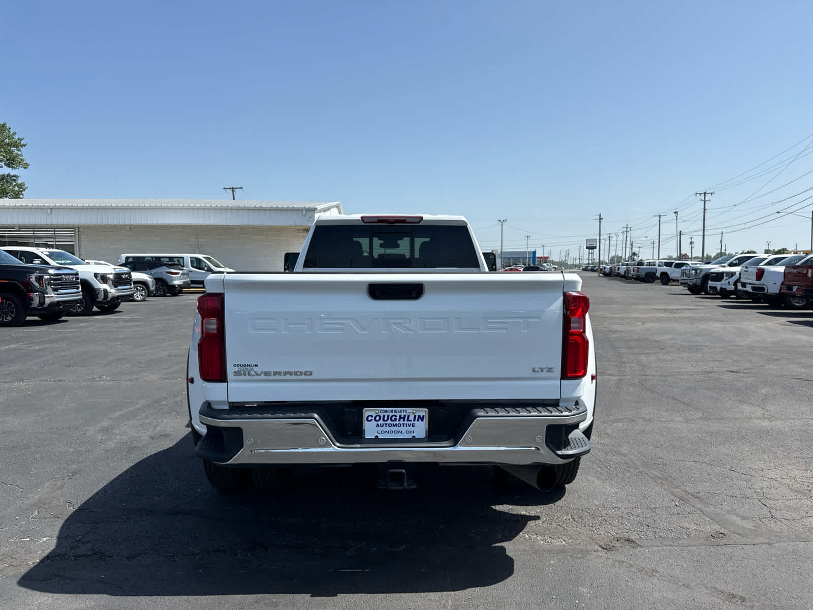 Used 2024 Chevrolet Silverado 3500 LTZ w/ LTZ Convenience Package AWD/4WD image 4