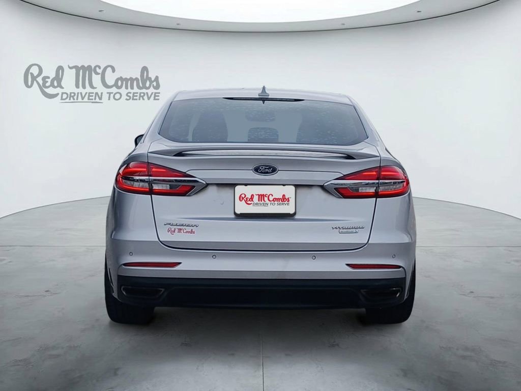 Used 2019 Ford Fusion Titanium FWD image 4