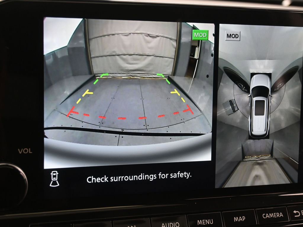 Used 2022 Nissan Pathfinder Platinum w/ Cargo Package image 11