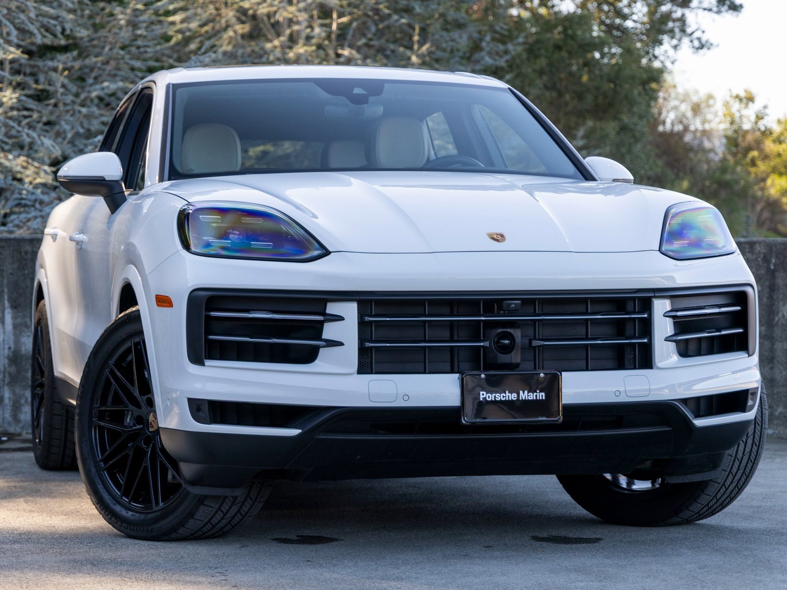 Certified 2025 Porsche Cayenne image 6
